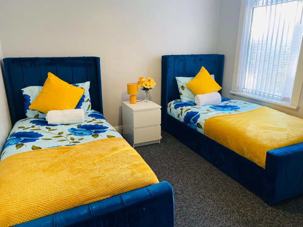 London Manor Homes Ngoại thất bức ảnh