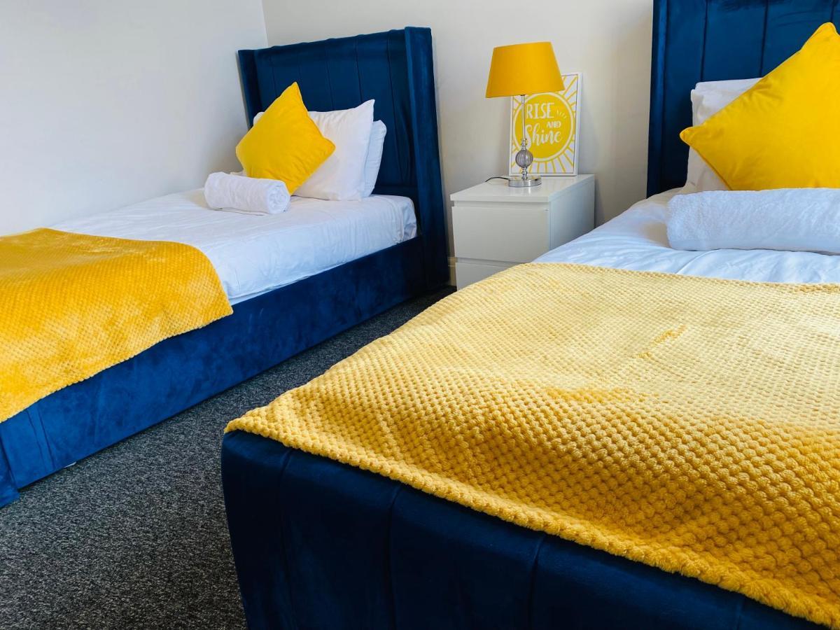 London Manor Homes Ngoại thất bức ảnh