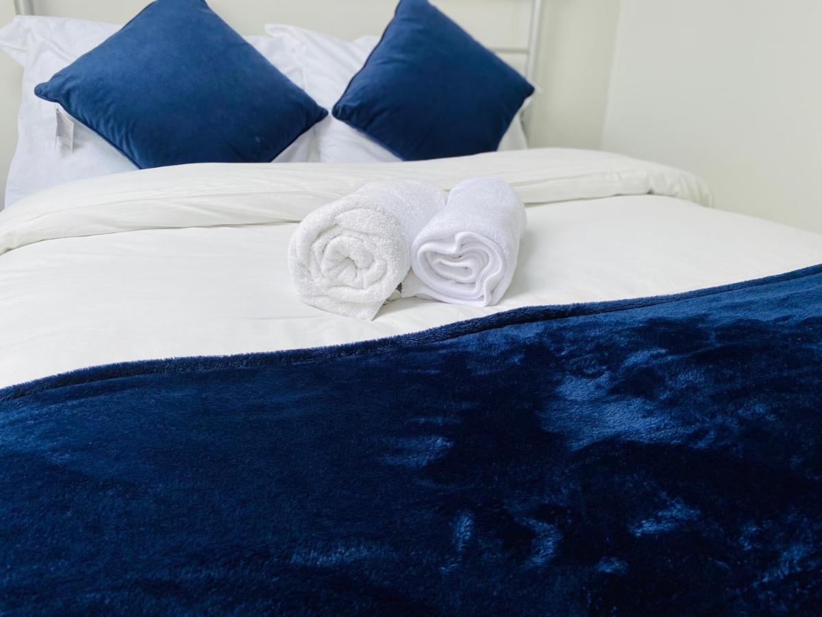 London Manor Homes Ngoại thất bức ảnh