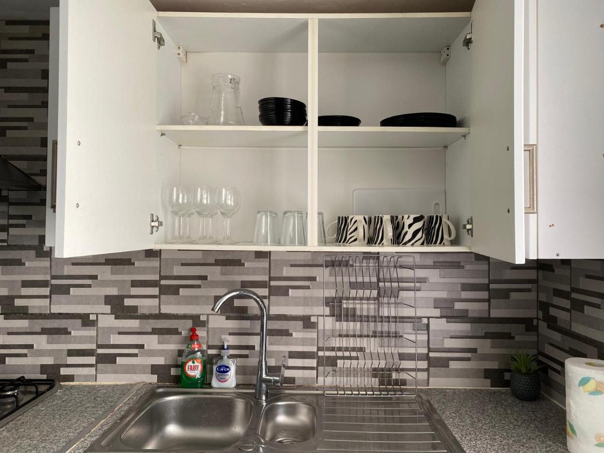 London Manor Homes Ngoại thất bức ảnh