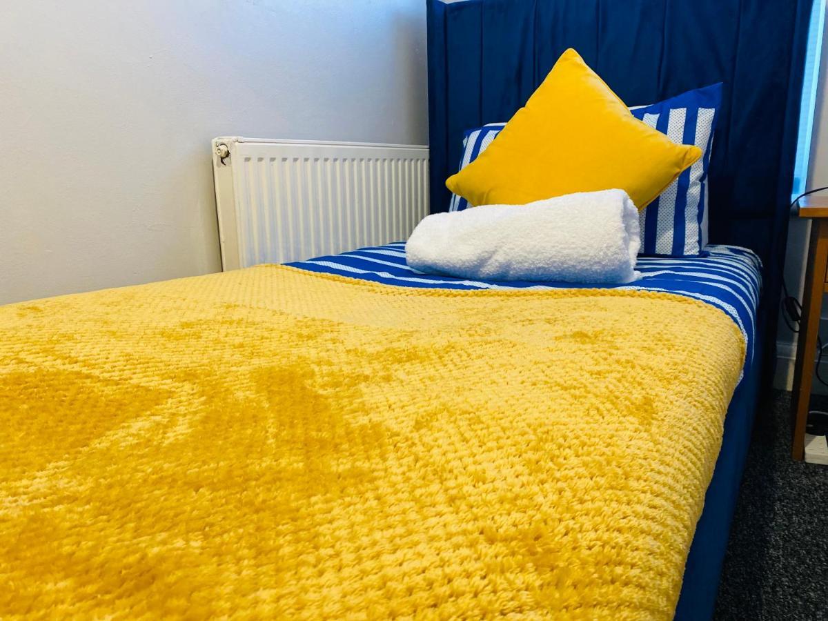 London Manor Homes Ngoại thất bức ảnh